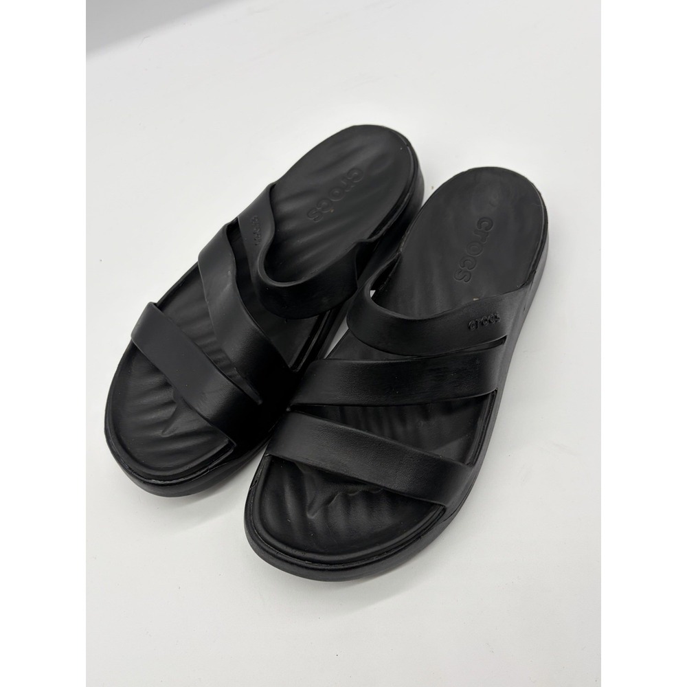 Crocs Getaway Strappy Slip-On Sandals Women Size 7 Black Slides